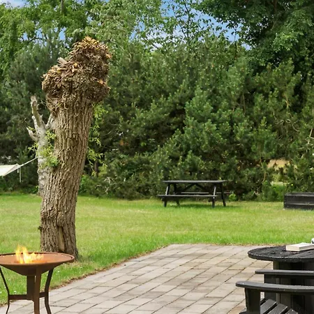 Vakantiehuis 2 Bedroom Stunning In *