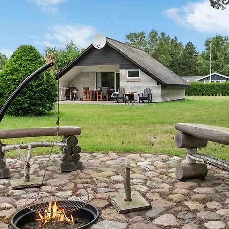 Vakantiehuis 2 Bedroom Stunning In