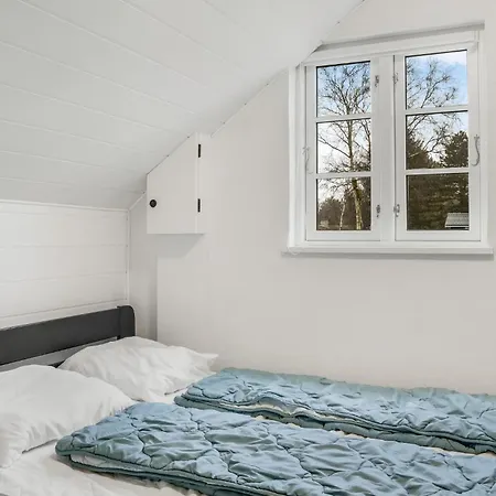 2 Bedroom Stunning In Holiday home Rodby