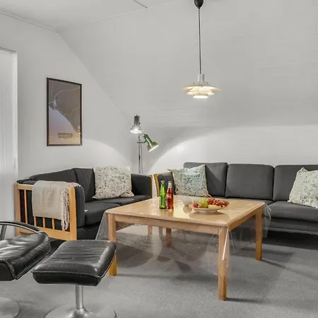 2 Bedroom Stunning In * Rødby