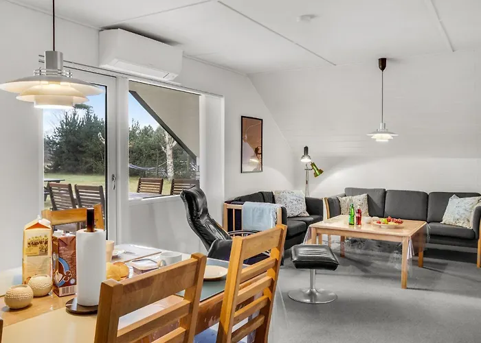 2 Bedroom Stunning In * Rødby